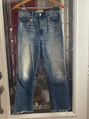 DAZE Women Sz 27 x 25 Straight Raw Hem Cropped Stretch Denim Jeans Medium Wash